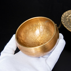 槌目付きティッカシンギングボウル 約10.5cm 〔スティック付属〕 - サブ5