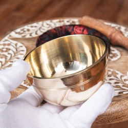 シンプルシンギングボウル　ライン模様入り 約9.5cm - サブ5