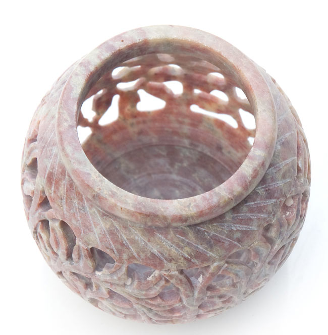 ソープストーン丸型キャンドル&お香立て - 枝模様 5 - 上方から見てみました。