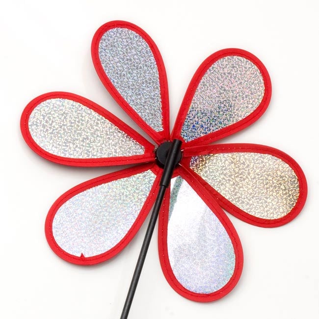 キラキラかざぐるま - しましまの商品写真 5枚目 裏面です。銀色にキラキラしています。