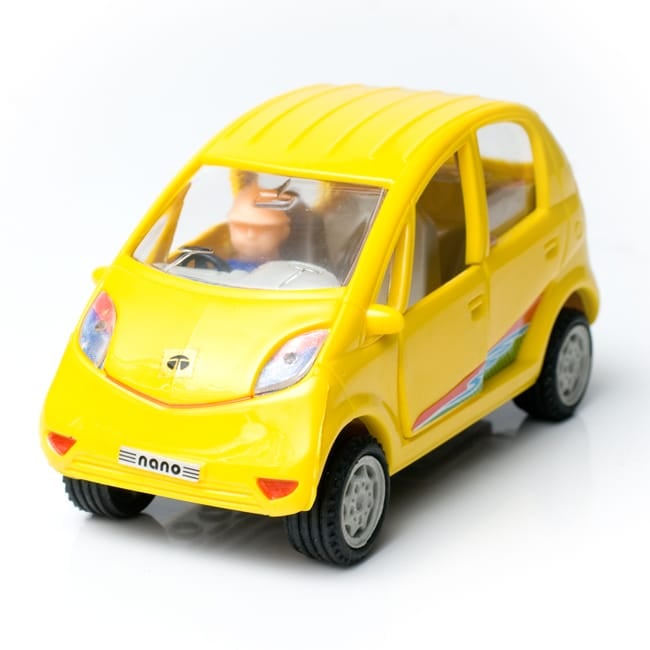 インドの働く車 nanoカーの写真