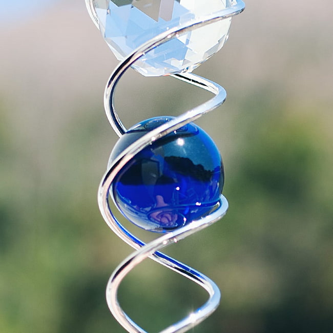 -18 crystal-太陽の光を集めるスパイラルサンキャッチャー 8 - こちらは【選択A】ガラス玉の色青紫です。