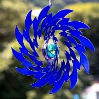カラフルコスモスピナー 太陽で輝き風で動くモビール　- 青のとげとげ（12インチ）の商品写真