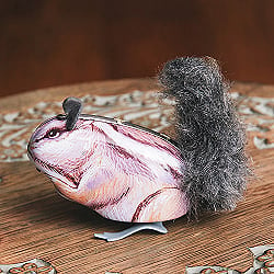 ゼンマイ式　モコモコ尻尾のピョンピョンリスさん　インドのレトロなブリキのおもちゃの商品写真