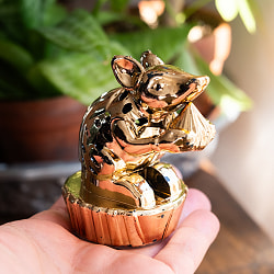 LEDで光る！金色に輝くムーシカ フィギュア 置物　ガネーシャの相棒ネズミさんが主役 - サブ2