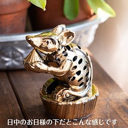 LEDで光る！金色に輝くムーシカ フィギュア 置物　ガネーシャの相棒ネズミさんが主役 - サブ5