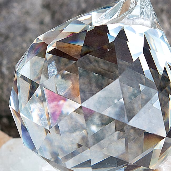 【30個セット】[60mm]太陽の光を集めるクリスタル サンキャッチャー　お部屋に小さな虹を運ぶ 4 - 拡大写真です