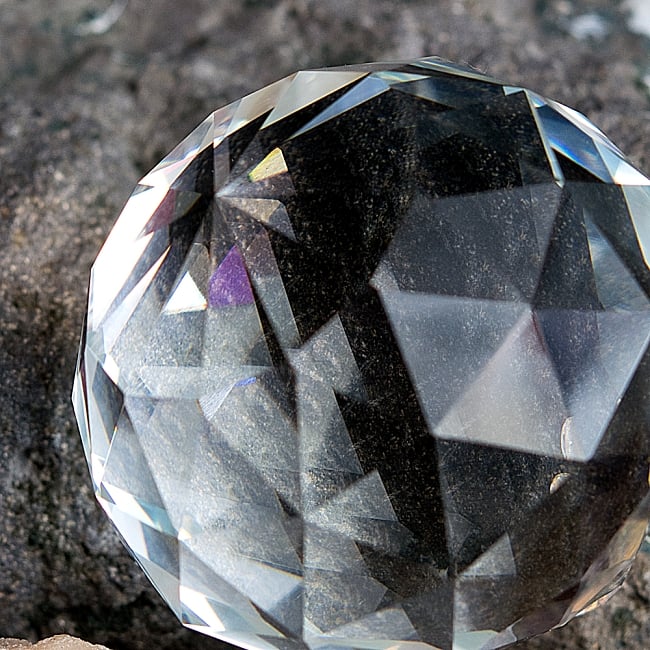 【30個セット】[60mm]太陽の光を集めるクリスタル サンキャッチャー　お部屋に小さな虹を運ぶ 6 - 底面の写真です