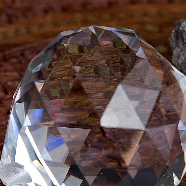 【30個セット】[80mm]太陽の光を集めるクリスタル サンキャッチャー　お部屋に小さな虹を運ぶ 5 - 美しいクリスタルガラスです。