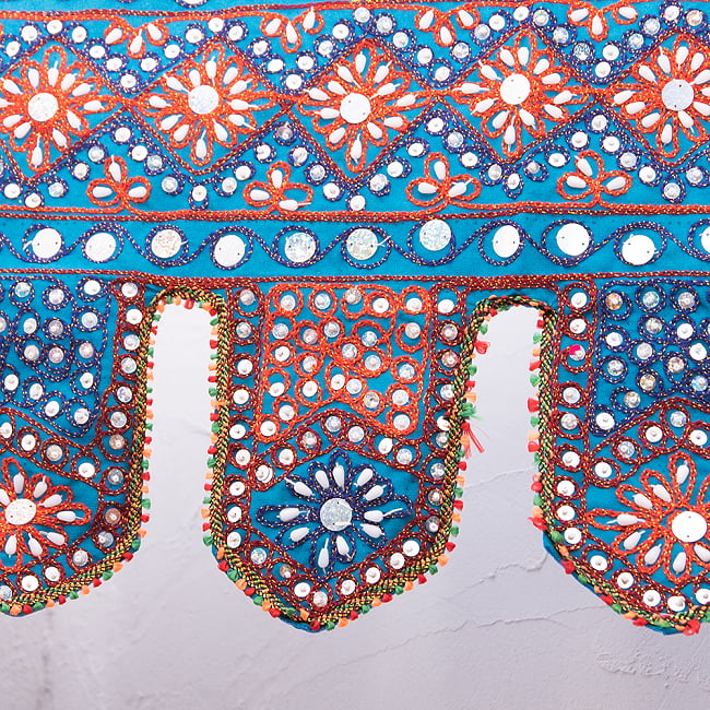 砂漠の国のトーラン -ビーズ-ダイヤ 3 - 全体がキレイに刺繍されています。