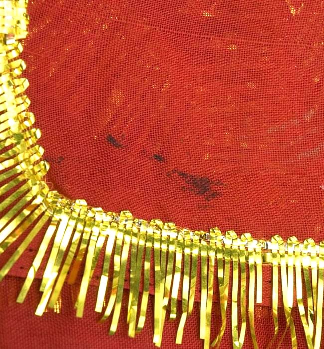 インドの祭壇布ーチュナリ-【約100cm×約95cm】 9 - 小さなシミがある場合もございますが、ご了承くださいませ。（写真は類似商品です）