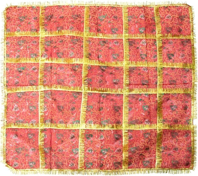 インドの祭壇布ーチュナリ-【約100cm×約95cm】の写真1枚目です。全体の写真です。祭壇布,インド 祭り　布