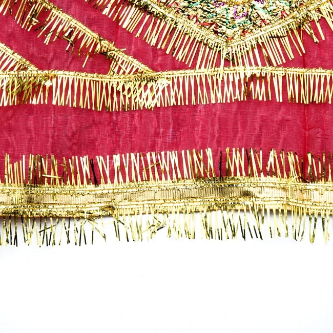インドの祭壇布ーチュナリ-【約170cm×約90cm】 4 - 端の部分はフリンジになっています。