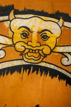 [小サイズ]バティック染めのタペストリー風神様布 - カーマ・スートラ[約50x85cm] - サブ3