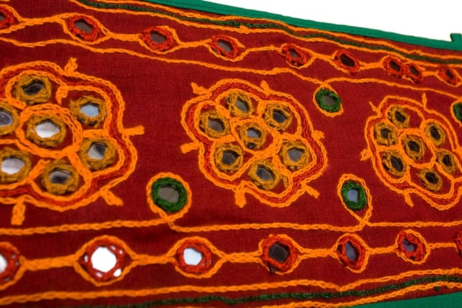 インドの飾りのれん 【花・象】 えんじ　アソート 2 - とても可愛くミラーが縫い付けられています