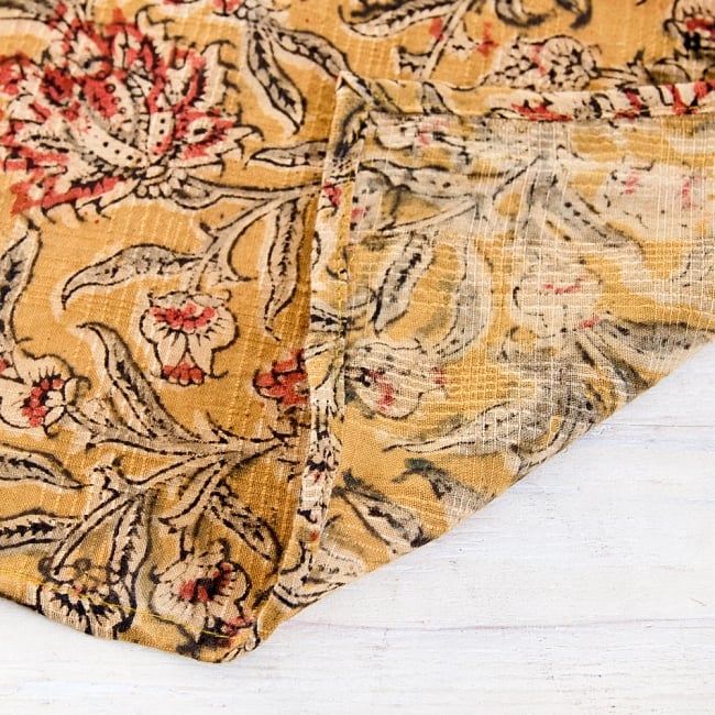 昔ながらの木版染め伝統模様布ハンカチ - イエロー 3 - 裏面はこの様になっています。