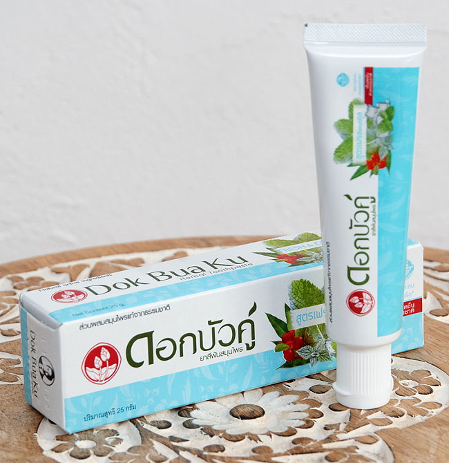 【試供品】Dok Bua Ku ハーバル トゥースペースト フレッシュ＆クール - HERBAL TOOTHPASTE FRESH & COOL 25g 2 - 色々なハーブがたっぷりはいっています