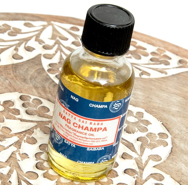 ナグチャンパ フレグランス オイル - NAG CHAMPA FRAGRANCE OIL - 30ml【SATYA】 2 - 斜めから