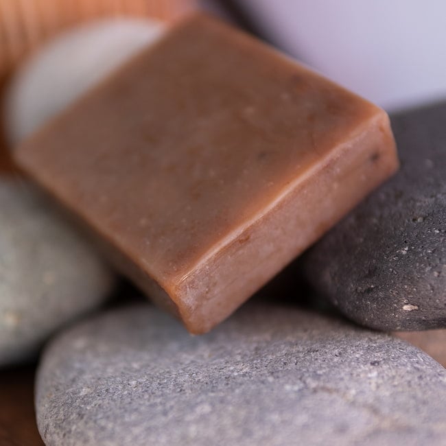 TIRAKITA　アーユルブリス　シャンプーバー  石鹸シャンプー 100g[TIRAKITA AYURBLISS Shampoo Bar] 7 - ナチュラルな手作り石鹸です