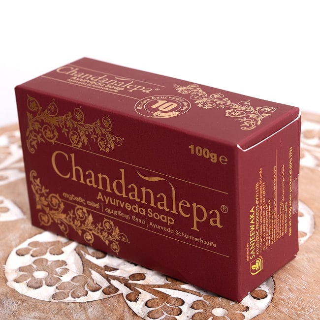 チャンダナレーパ ハーバルソープ-Chandanalepa Herbal Soap - 100g 4 - パッケージを斜めから撮影しました