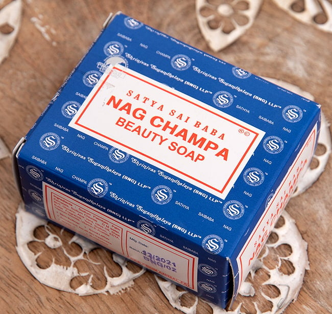 世界中で愛されるインドの香り ナグチャンパ　ソープ - SATYA SAI BABA NAG CHAMPA BEAUTY SOAP [150g] 2 - 側面はこのようになっております。