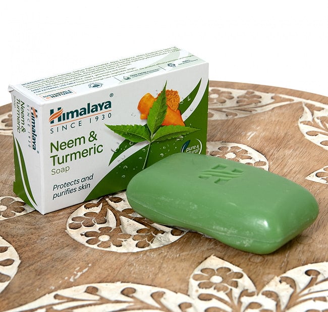 ヒマラヤの石鹸　Ｎ＆Ｔ 75g【Himalaya Herbals】の写真ニーム&ターメリック石鹸,Neem&Turmeric,石鹸,インド,せっけん,HIMALAYA,ヒマラヤ、アーユルヴェーダ,ティラキタ自社輸入化粧品