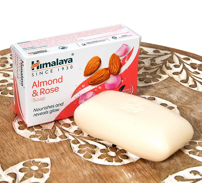 ヒマラヤの石鹸　Ａ＆Ｒ 75g【Himalaya Herbals】の写真アーモンド&ローズ,Almond & Rose.石鹸,インド,せっけん,HIMALAYA,ヒマラヤ、アーユルヴェーダ,ティラキタ自社輸入化粧品