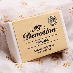 【6個セット】Ｄｅｖｏｔｉｏｎ　ナチュラル　チャンダン　バス　ソープ[75g]の写真