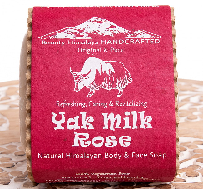 リフレッシング　ナチュラル　ボディ＆フェイス　ソープ【ＢＯＵＮＴＹ　ＨＩＭＡＬＡＹＡ】 - Yak Milk Rose himalayan Body & face Soap【手作り石鹸・100g】 3 - パッケージを正面から撮影しました