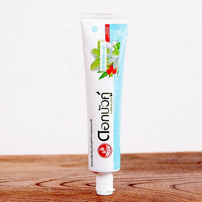 Dok Bua Ku ハーバル トゥースペースト フレッシュ＆クール - HERBAL TOOTHPASTE FRESH & COOL 100g 2 - 色々なハーブがたっぷりはいっています