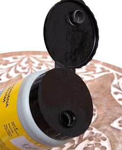 【40g】ナンブーディリ ダンダヴァナ チュルナム 歯磨き粉 - K P Namboodiri