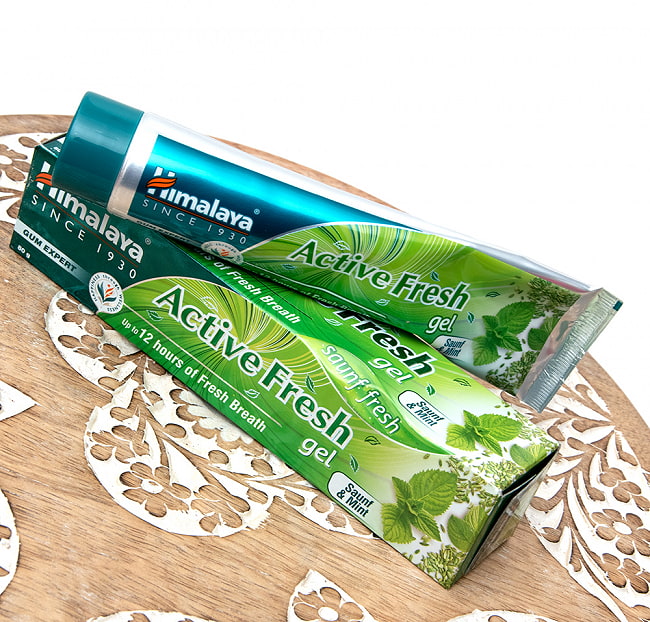ヒマラヤ　アクティブフレッシュ　はみがき粉 -  Active Fresh Gel【Himalaya Herbals】 6 - この様な外箱に入れて発送させていただきます。
