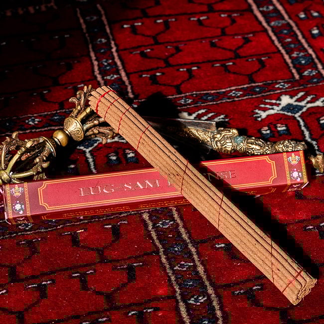 高級チベット香　LUG-SAM INCENSE　55種類のヒマラヤ地方のハーブをブレンドした　チベット香の写真チベット香,お香,インセンス,瞑想,浄化,スマッジング,デトックス,お寺,寺院,ネパール香