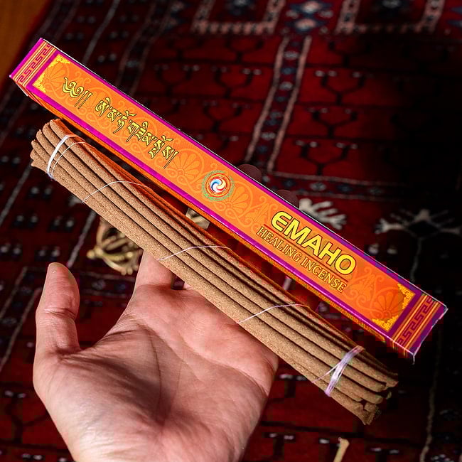 高級チベット香　エマホ・ヒーリング香　EMAHO HEALING INCENSE　チベットの伝統に基づいた　チベット香 9 - このくらいのサイズ感となります