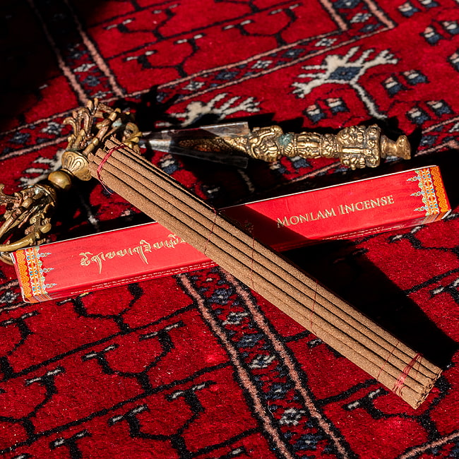 高級チベット香　チベタンハーバルインセンス TIBETAN HERBAL INCENSE　MONLAM INCENSE　チベットの伝統に基づいた　チベット香 2 - お香の写真です