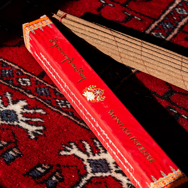 高級チベット香　チベタンハーバルインセンス TIBETAN HERBAL INCENSE　MONLAM INCENSE　チベットの伝統に基づいた　チベット香 3 - パッケージの写真です