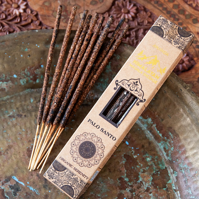 素材感がそのまま ハーブやスパイスを練り合わせたマサラ香 20 - 10:パロサント-Palo Santo