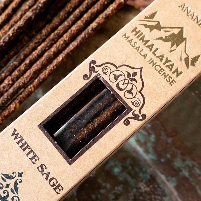 素材感がそのまま ハーブやスパイスを練り合わせたマサラ香 3 - 袋に入って約１０本入りです。