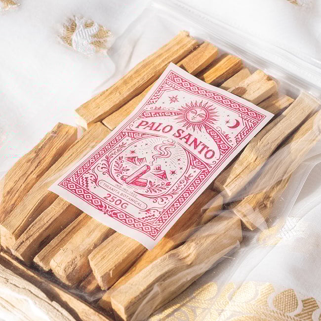 パロサント 天然の香木〔約250g〕品質の良いペルーのピウラ産 PALO SANTO チャック付き袋 ヨガや瞑想 浄化などへ 2 - パッケージの拡大写真です
