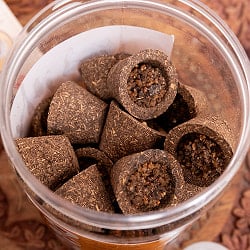 Shivrudra Kapila Dhoop シヴァ神に捧げる、インドの聖牛由来のドゥープ香　プージャ　浄化用 - サブ5