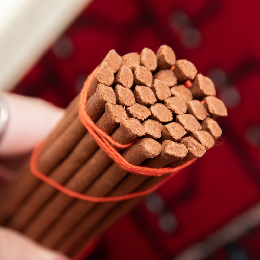 高級チベット香　マンジュシュリー　文殊菩薩香　MANJUSHIRI Genuine Tibetan Incense　文殊菩薩をモチーフにしたチベット香2枚目の説明写真です