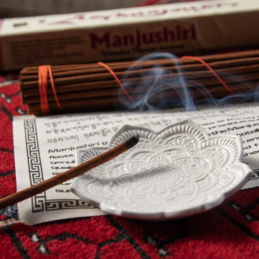 高級チベット香　マンジュシュリー　文殊菩薩香　MANJUSHIRI Genuine Tibetan Incense　文殊菩薩をモチーフにしたチベット香1枚目の説明写真です