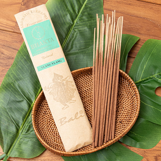 Bhakta香 - Ylang Ylangの写真1枚目です。香りがする草木の根っこや、葉っぱ、枝等をパウダーにして作ったナチュラル香ブランド、Bhaktaのスティック香です。お香,インセンス,Bhakta,