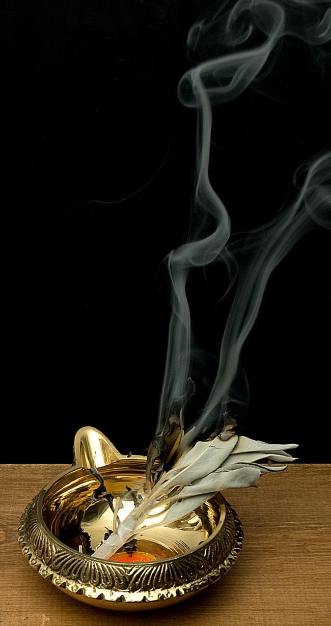 天然のお香 ホワイトセージ 45g 枝付き の通販 Tirakita Com