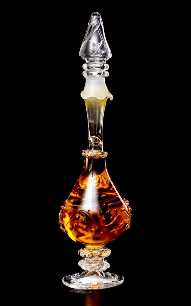 【15ml】阿片の香り(Opium) - ナチュラルフレグランスオイル 2 - ハンドメイドのボトルに封じられています。