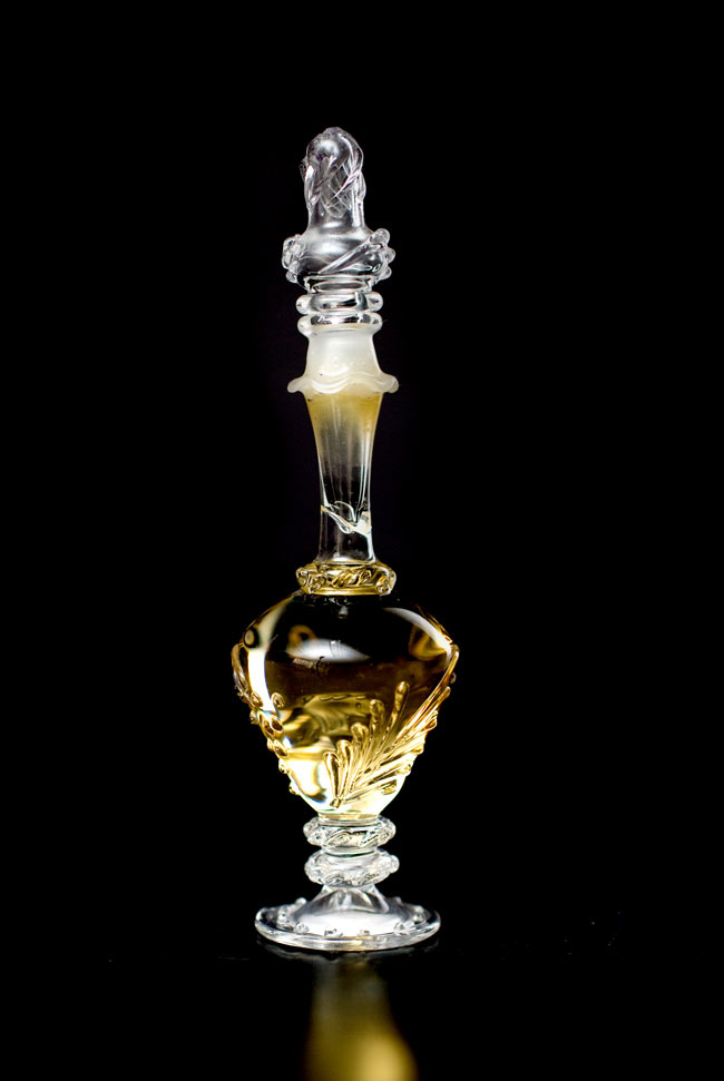 【15ml】バニラ(Vanilla) - ナチュラルフレグランスオイル 2 - ハンドメイドのボトルに封じられています。