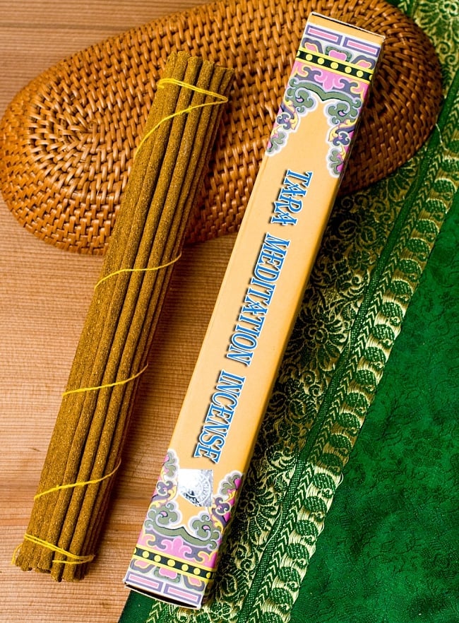 Tara Meditation Incense -ターラー菩薩瞑想香の写真1枚目です。パッケージと中身です。
チベット香,お香,インセンス,