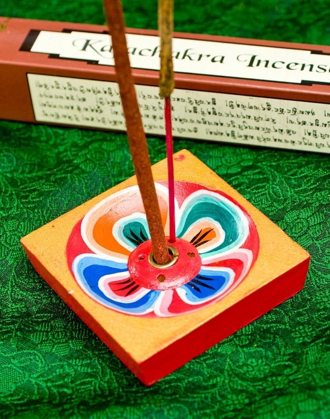 【訳あり】Tara Incense -ターラー菩薩香 5 - チベット香なので、太めの穴が開いているお香立てをご利用ください。