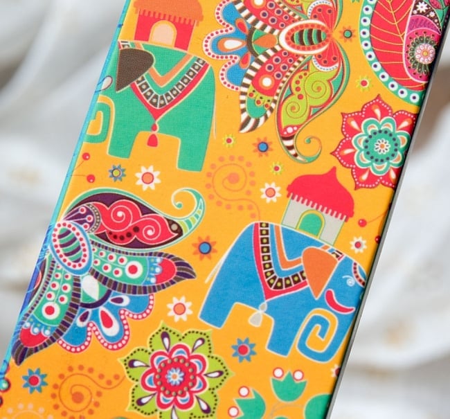 Song of India - Little Pleasures香 - IvoryMusk 4 - パッケージ表面の拡大写真です