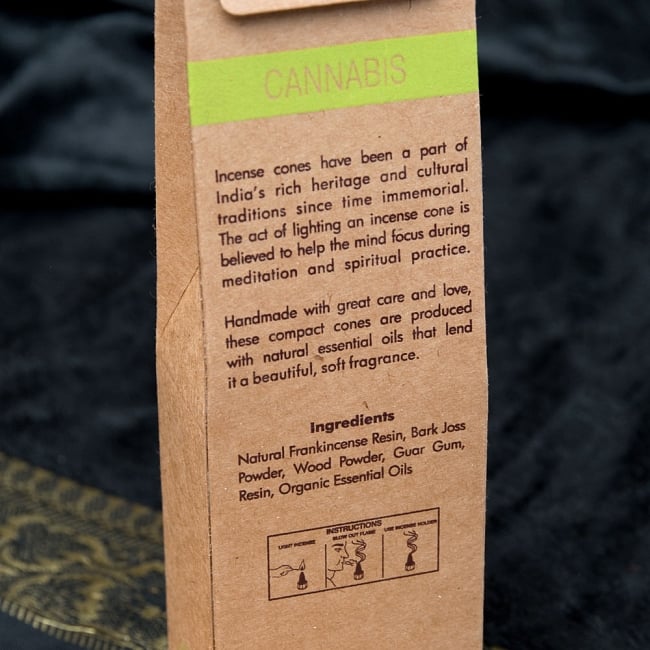 お香立つきOrganic Goddessコーン香ギフトセット - カナビス 7 - 裏面は英語で書かれていて、輸入品の香りがします